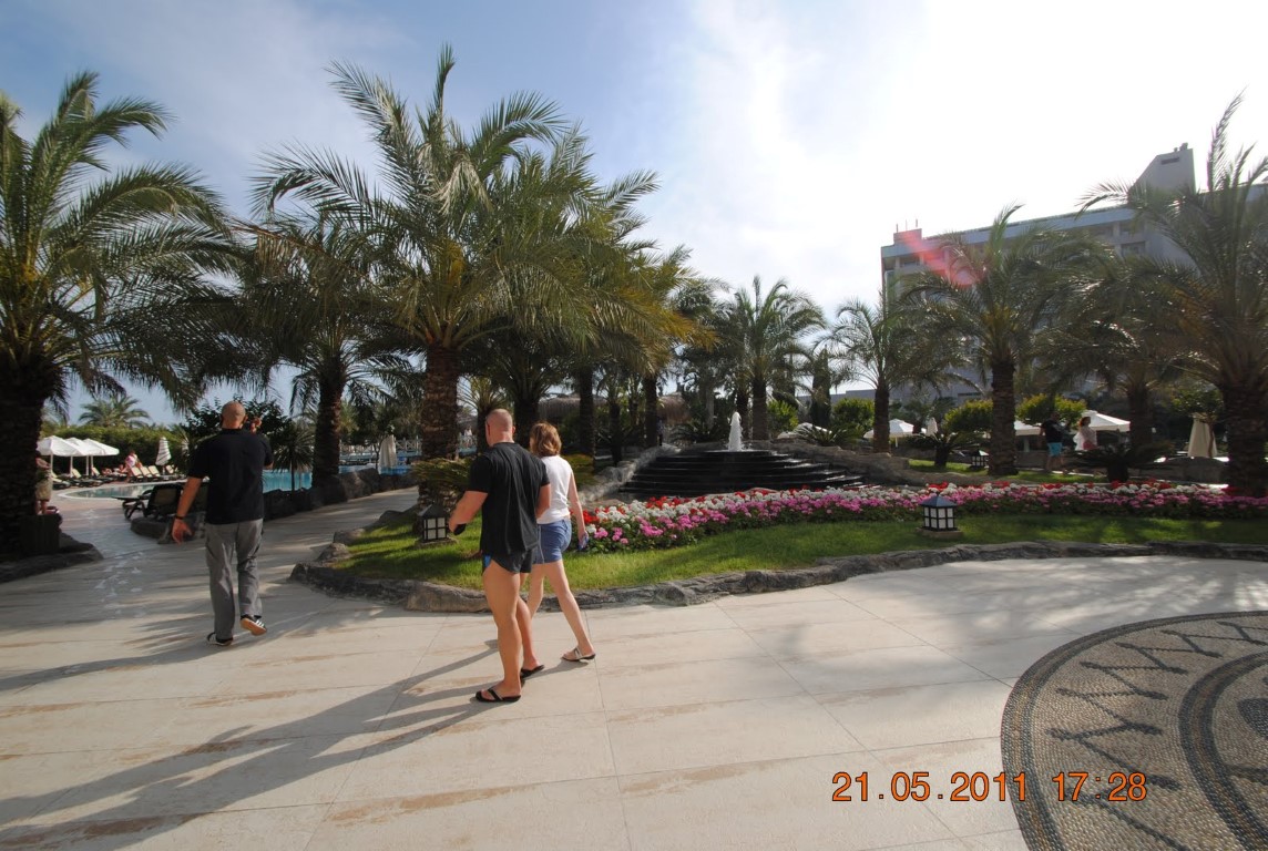 imagini hotel ROYAL WINGS LARA